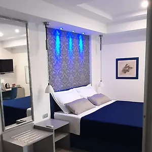https://argenta-luxury-room.splithotels.org